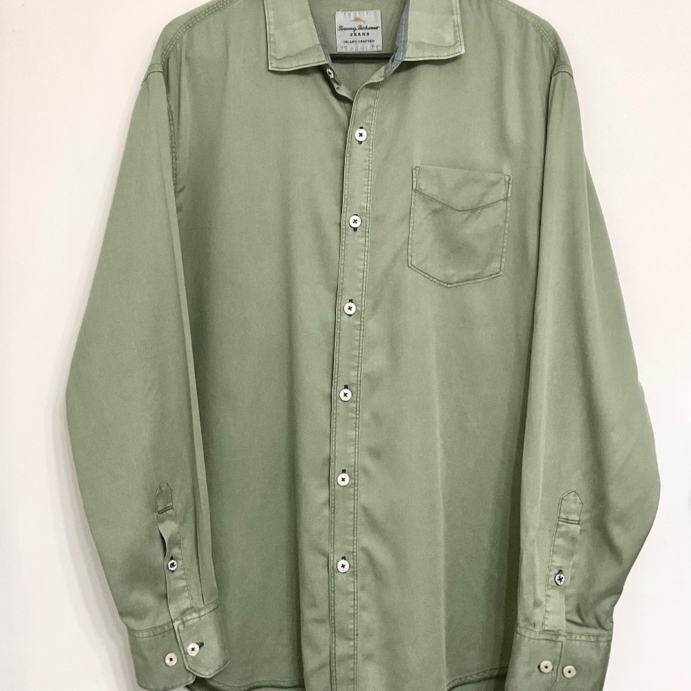 Tommy Bahama Solid Sage Green Long Sleeve Men’s Shirt Sz L Button Up
